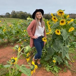 Meet your Posher, Bethany